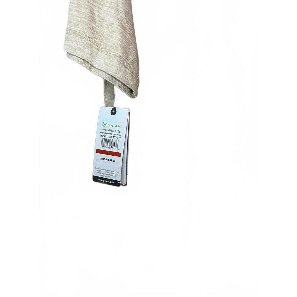 Gaiam Everyday Basic V Neck Top - Picture 3 of 4